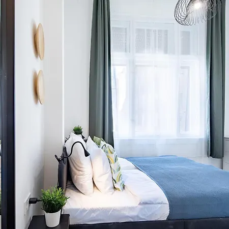 Apartment Extra *